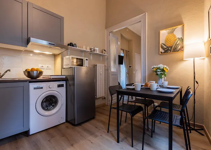 Giorgia Home, Porta Susa Station