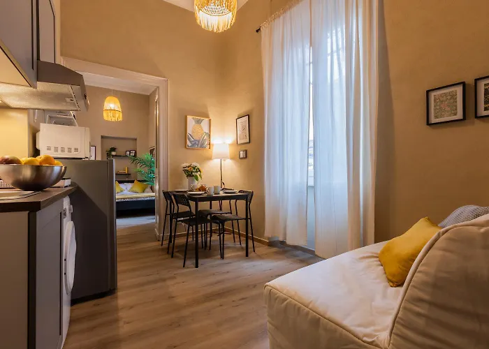 Giorgia Home, Porta Susa Station * Turin